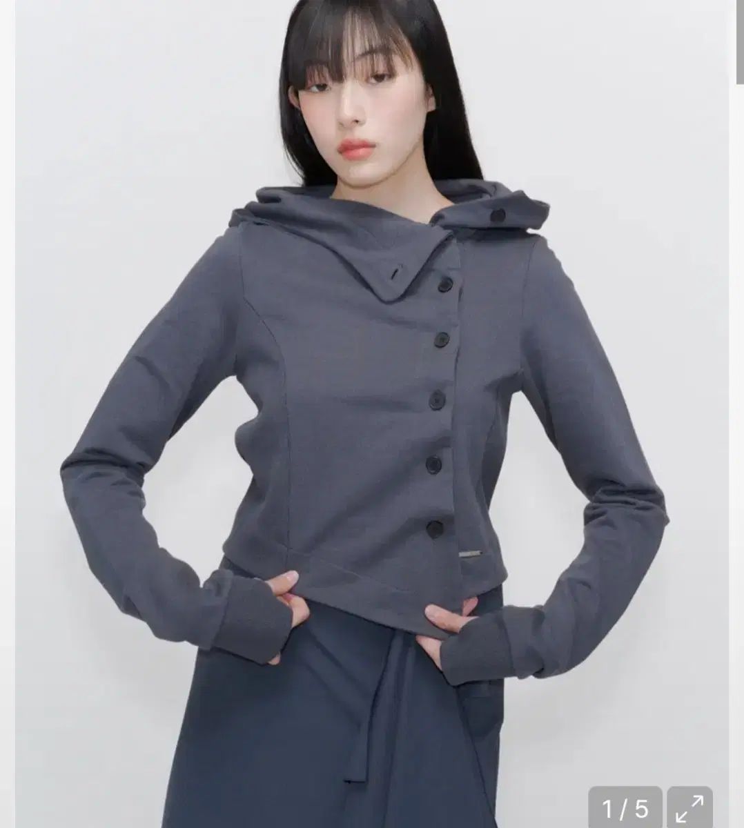 ミセキソウル ボタン フード Tシャツ