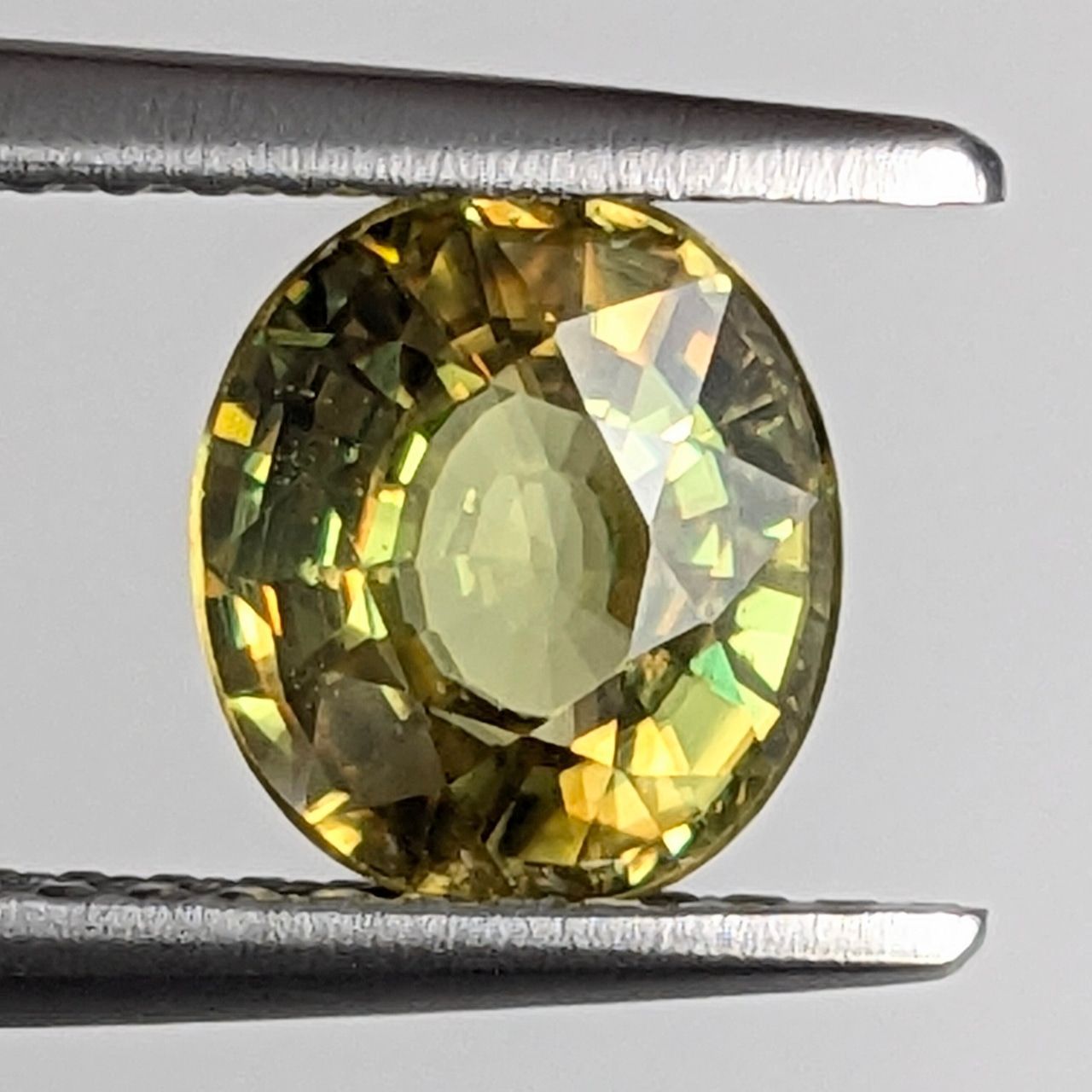 スフェーン マダガスカル産 1.24 ct