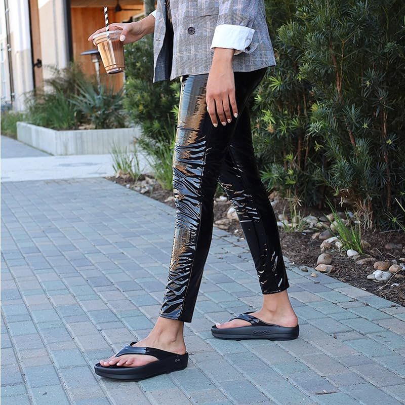  ウーメガ ブラック M 5 W 7 24 cm トング サンダル リカバリー プラットフォーム 厚底 1 スポーツサンダル サンダル ミュール