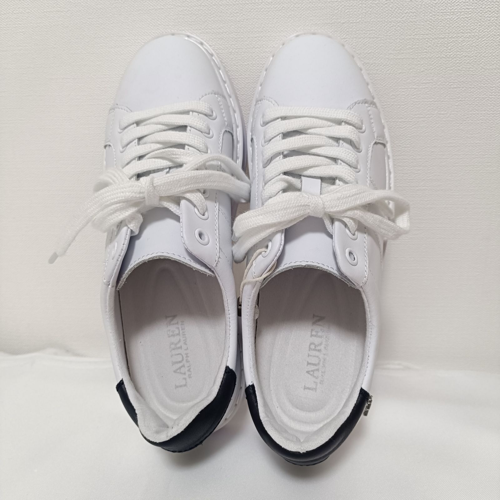 新品未使用】Lauren Ralph Lauren ローレンラルフローレン スニーカー 