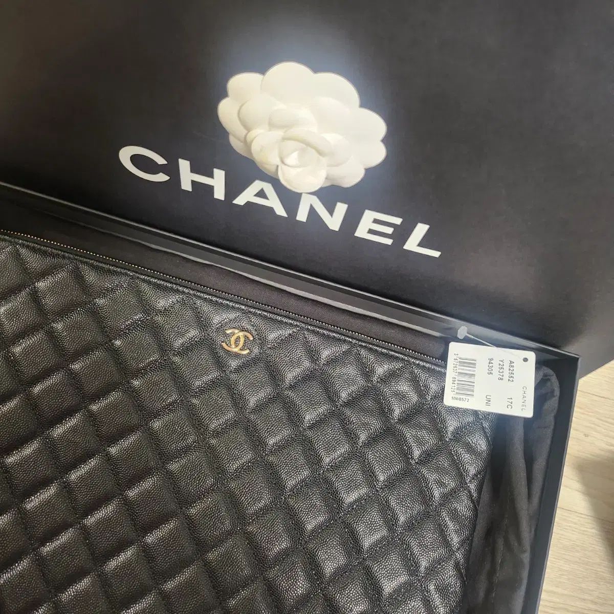 シャネル ブラック キャビア クラッチバッグ ギャランティーカード