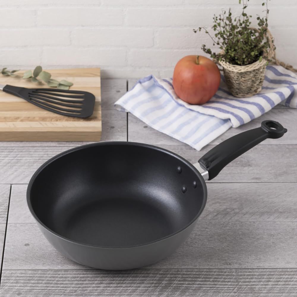 貝印 KAI Nyammy ニャミー 調理器具 17点セット 猫デザイン一人暮らし 新生活 フライパン 鍋 包丁 まな板 ざる ボウル 箸 おたま フライ返し 計量カップ 計量スプーン