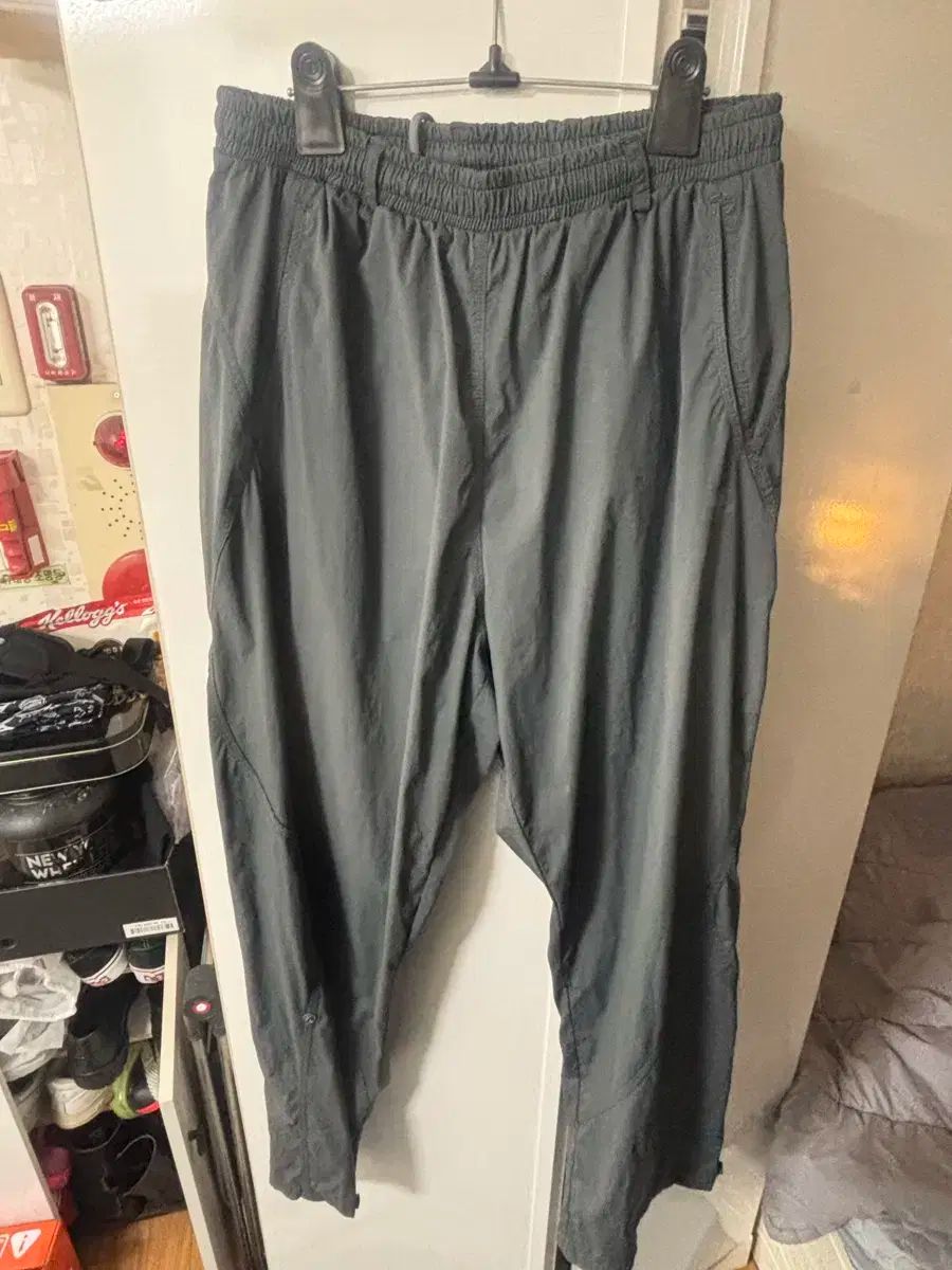 パンツ チャコール