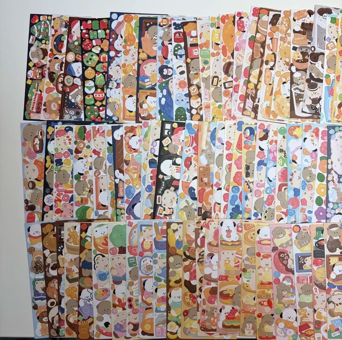 뚠찌作家 シールステッカー