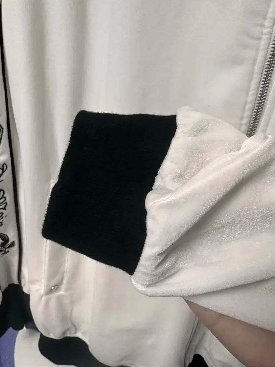 Dimmoire 딤モアール ベロア ジャージ 白 xl - メルカリ