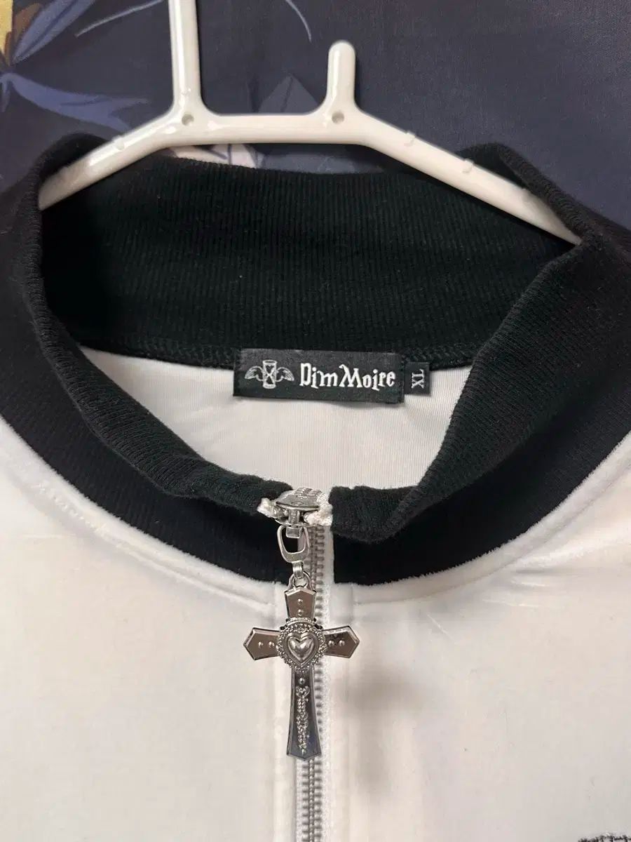 Dimmoire 딤モアール ベロア ジャージ 白 xl - メルカリ