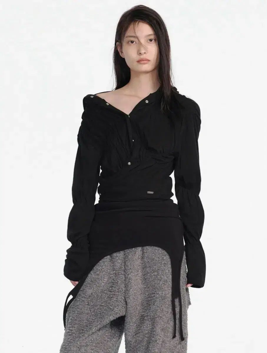 SHIRRING WRAP HOOD CARDIGAN BLACK