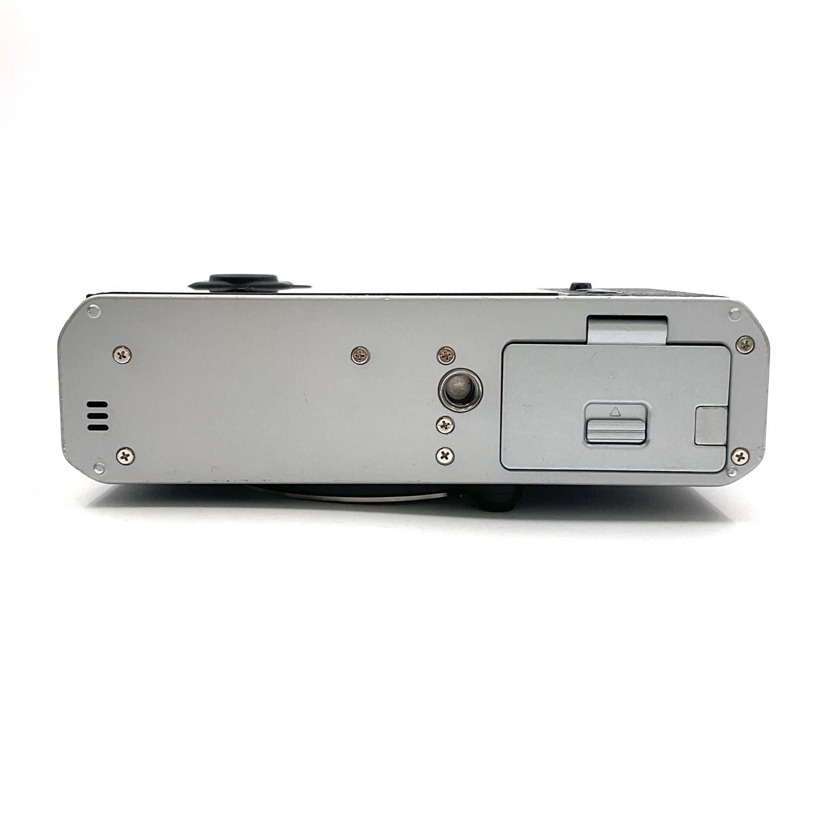  デジタル一眼 X E 4 ボディ シルバー シャッター14300回 ミラーレス一眼 デジタルカメラ