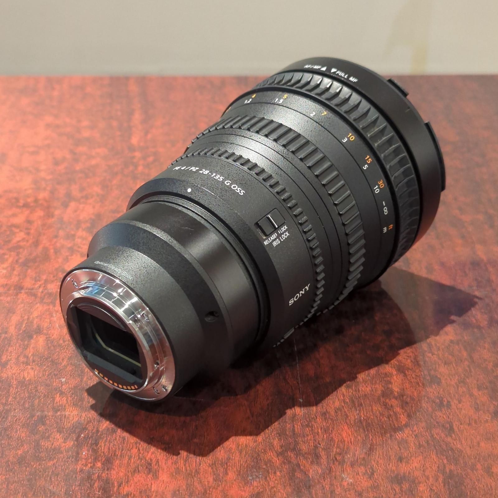 Sony FE PZ 28 135 mm F 4 G OSS