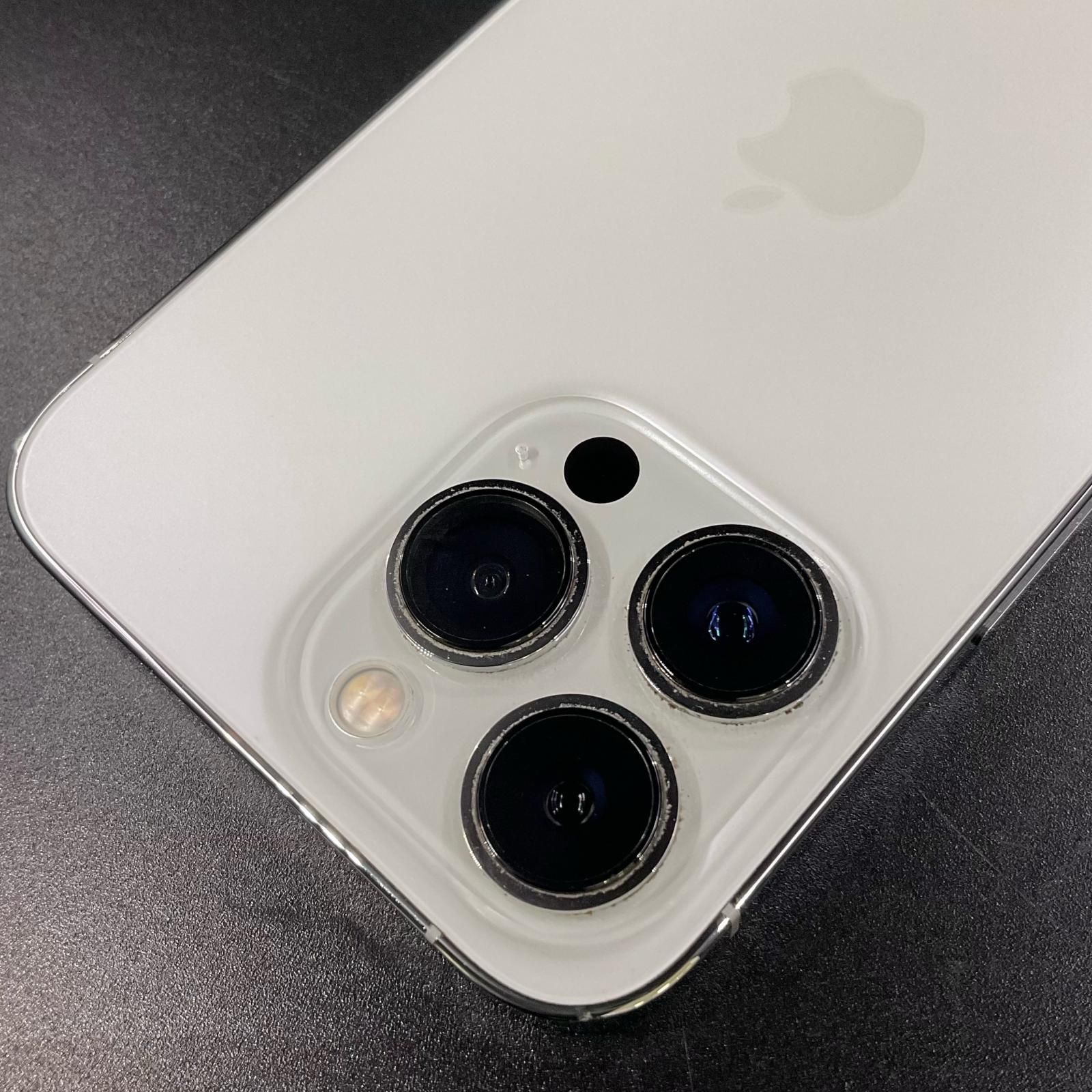 iPhone 13 Pro 128GB シルバー docomo 白ロム 動作確認済 79%【全額