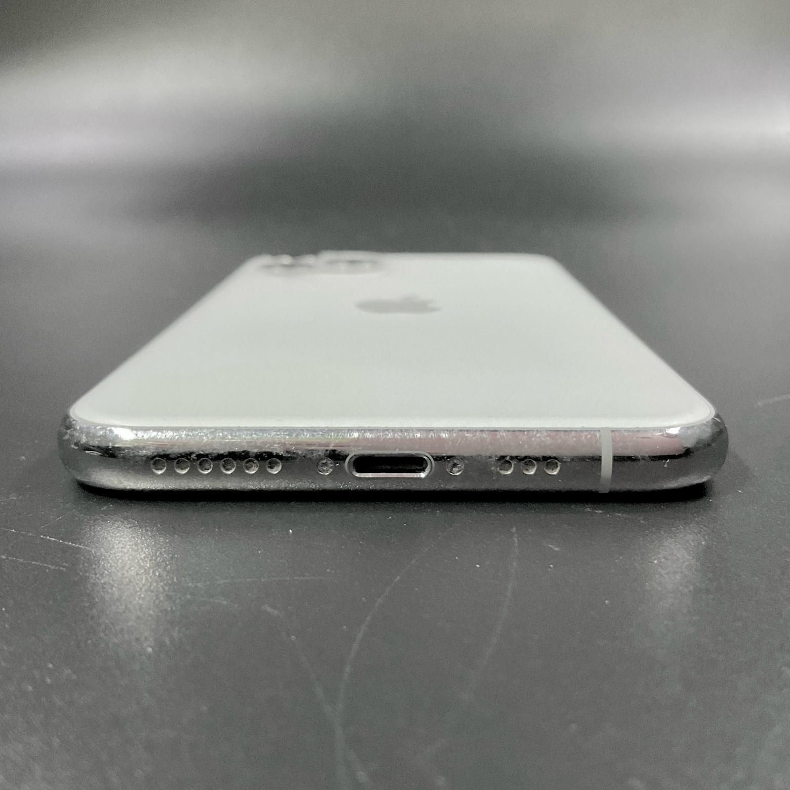 iPhone 11 Pro 256GB シルバー docomo 白ロム 動作確認済 65%【全額