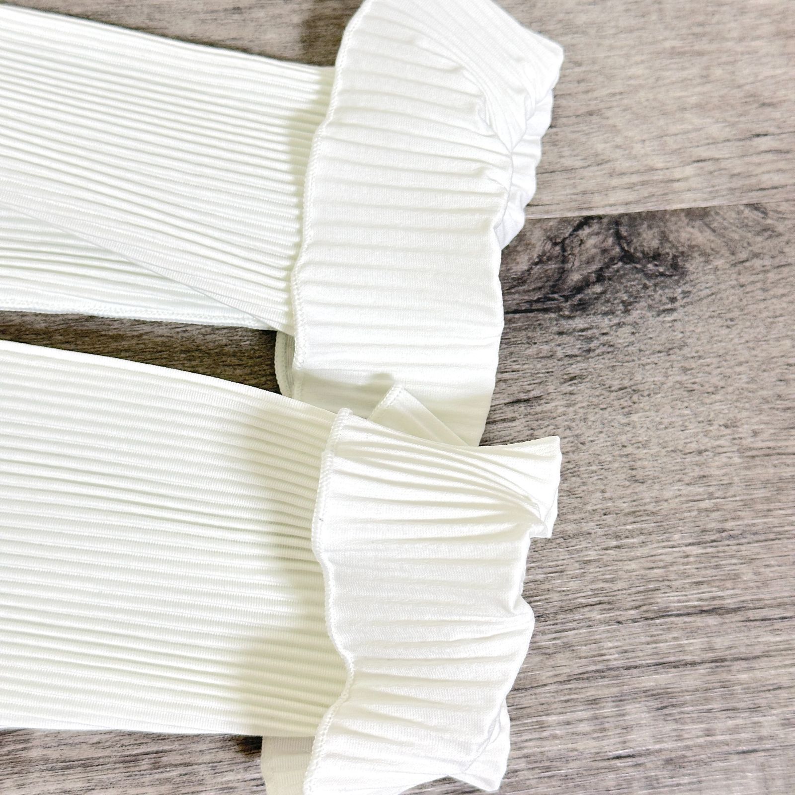 ボートネック プリーツカットソー