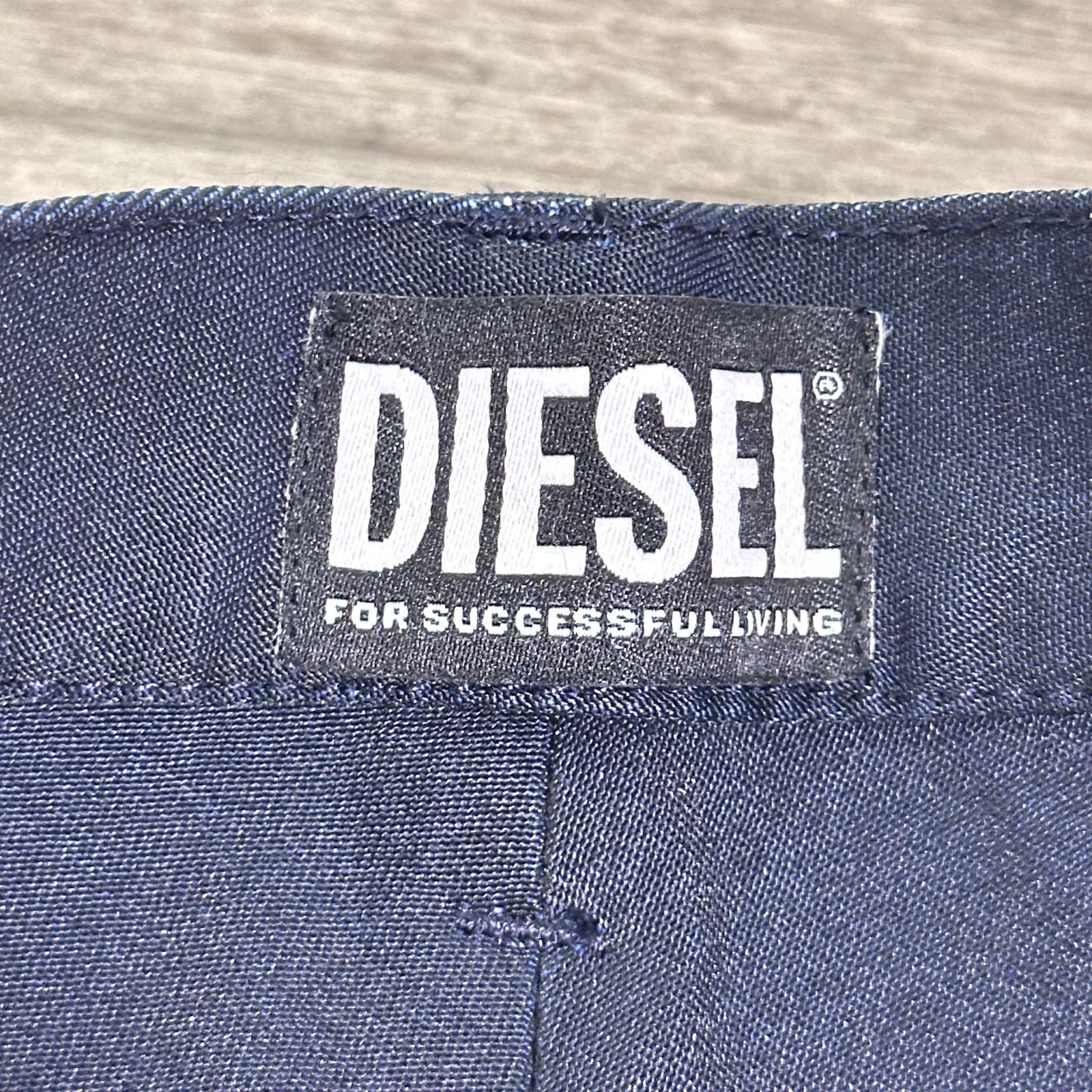 DIESEL ディーゼル 21 AW インディゴ染め フロントメタルボタン ミニスカート 26インチ M ネイビー タイトスカート ミニスカート スカート