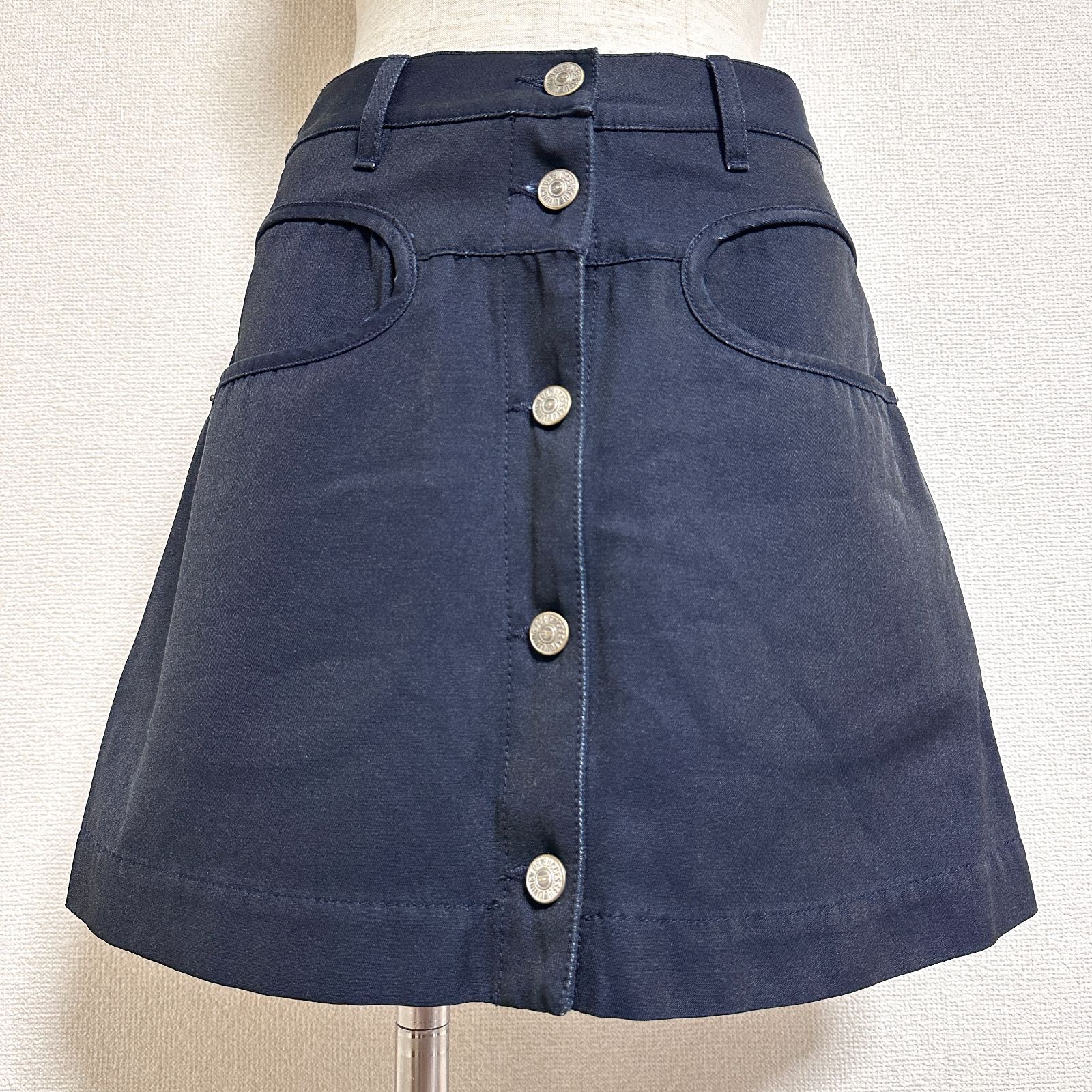 美品 DIESEL ディーゼル 21AW インディゴ染め フロントメタルボタン ミニスカート 26インチ M ネイビー