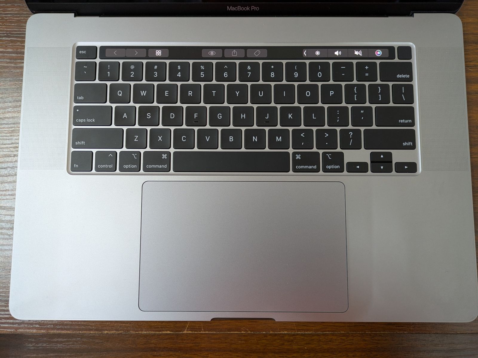 Apple MacBookPro 16インチ A 2141 Intel Core i 7 6コア 2.6 GHz macOS メモリ16 GB SSD 512 ノートPC バッテリー良好