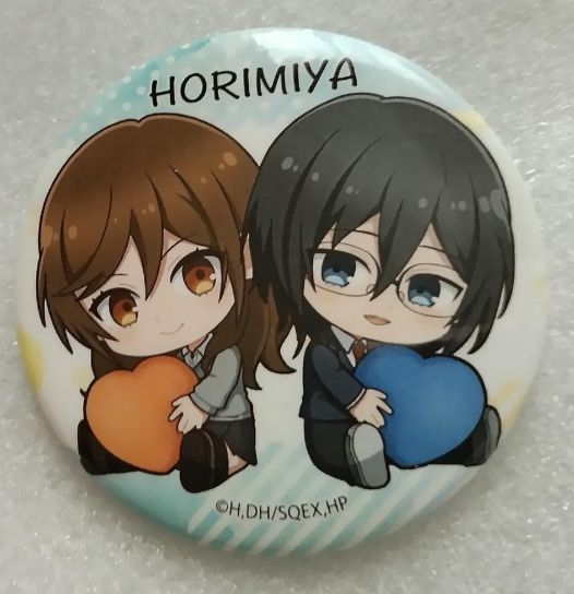 e➖ホリミヤ➖ 堀京子 & 宮村伊澄 ハート 缶バッジ - メルカリ