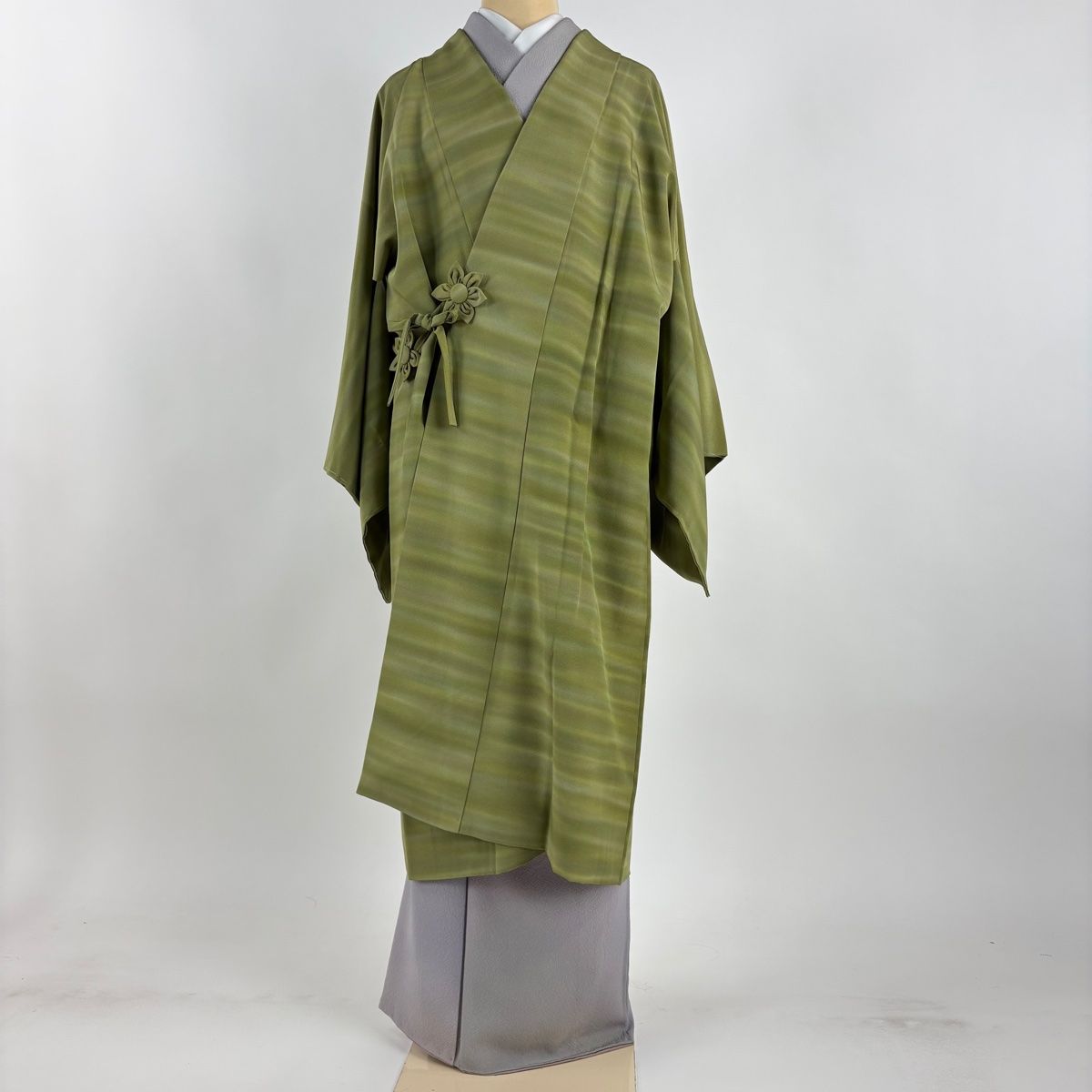 道中着 身丈113 cm 裄丈65 M 斉藤三才 和装コート 落款 霞 ぼかし 鶯色 正絹