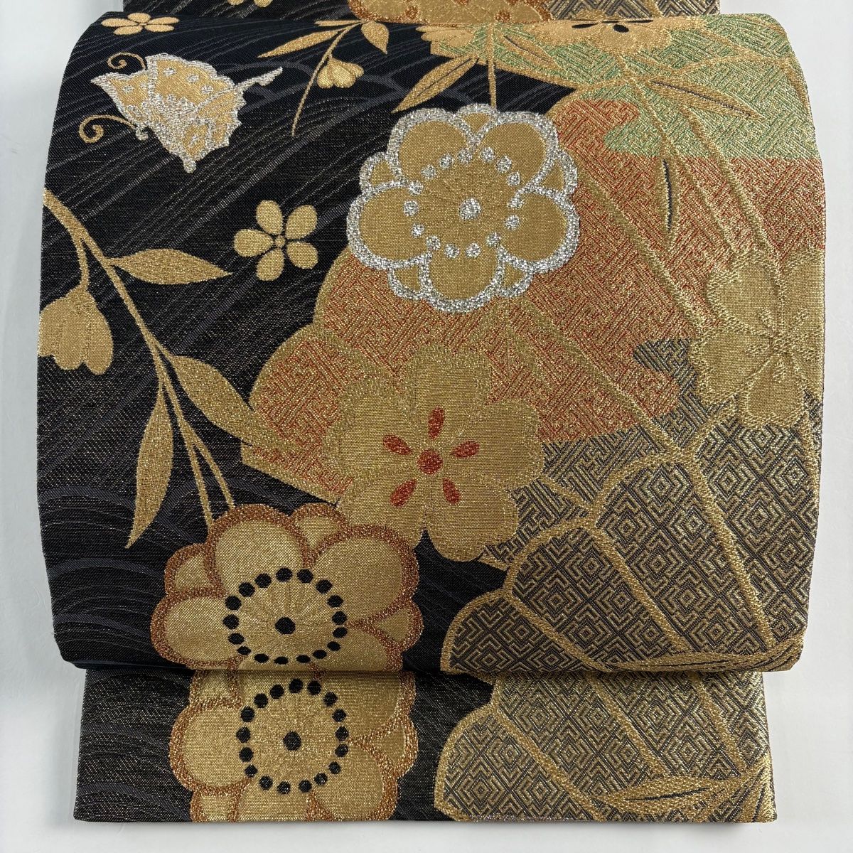 着物ふぁんた□【西陣 万勝織物】証紙有 金糸 花鳥 更紗文 美品 六通 