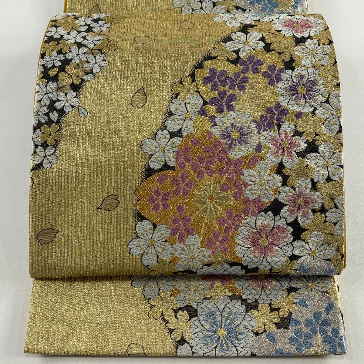 美品】 袋帯 秀品 桜 縞 金銀糸 刺繍 金色 六通 正絹 【中古】 - メルカリ