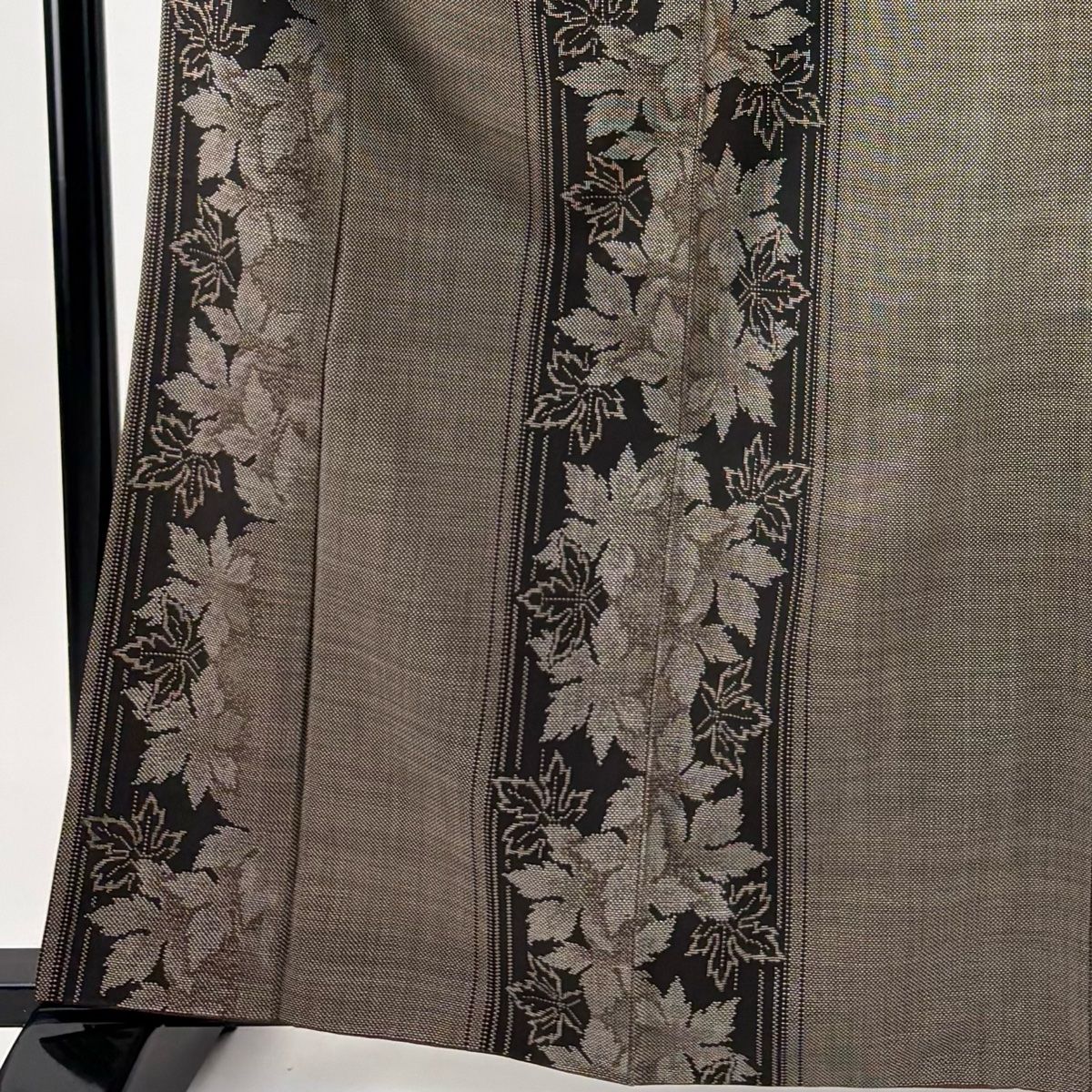 大島紬 身丈163 5 cm 裄丈66 M 袷 純泥染 証紙 葉 縦縞 焦茶色 正絹