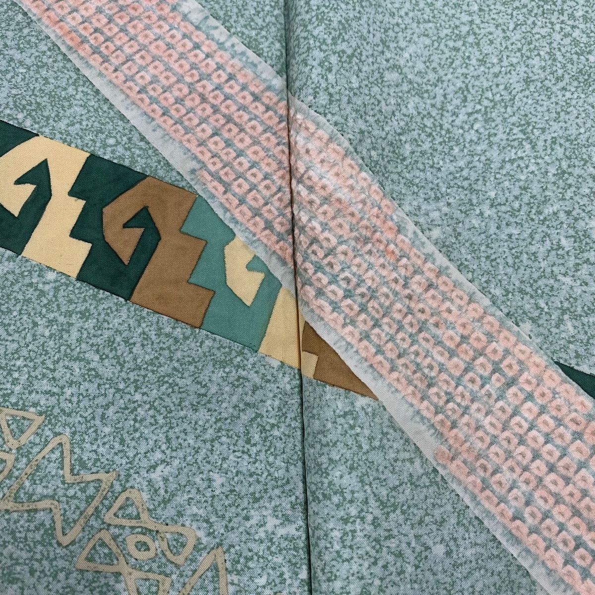 たかびっちNo.2728 正絹大島紬地幾何学絞り袋帯　証紙　美品 美品】 訪問着 身丈161cm 裄丈63.5cm S 袷 大島紬地 証紙 幾何学模様