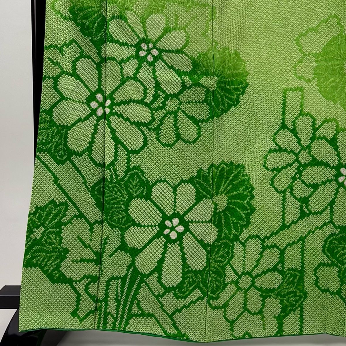 振袖 身長151-166cm 鮮やか緑　正絹 振袖 身長151-166cm 鮮やか緑 正絹 振袖 身長151-166cm 鮮やか緑正絹