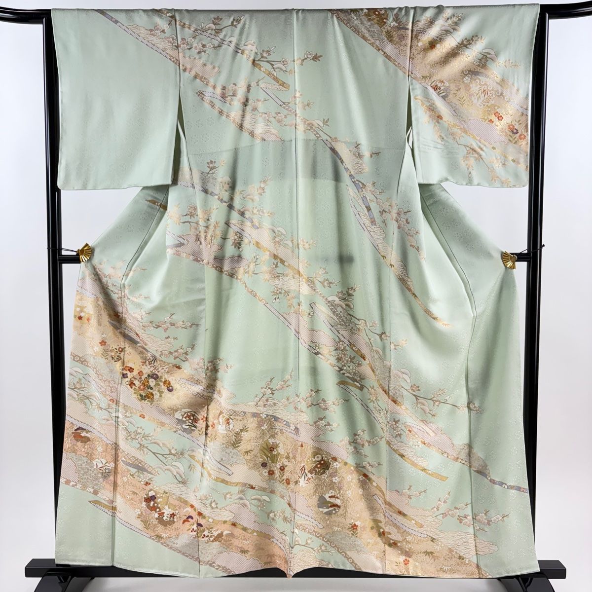 訪問着 身丈158 cm 裄丈64 5 M 袷 雪輪 草花 金糸 金彩 薄緑 正絹 秀品