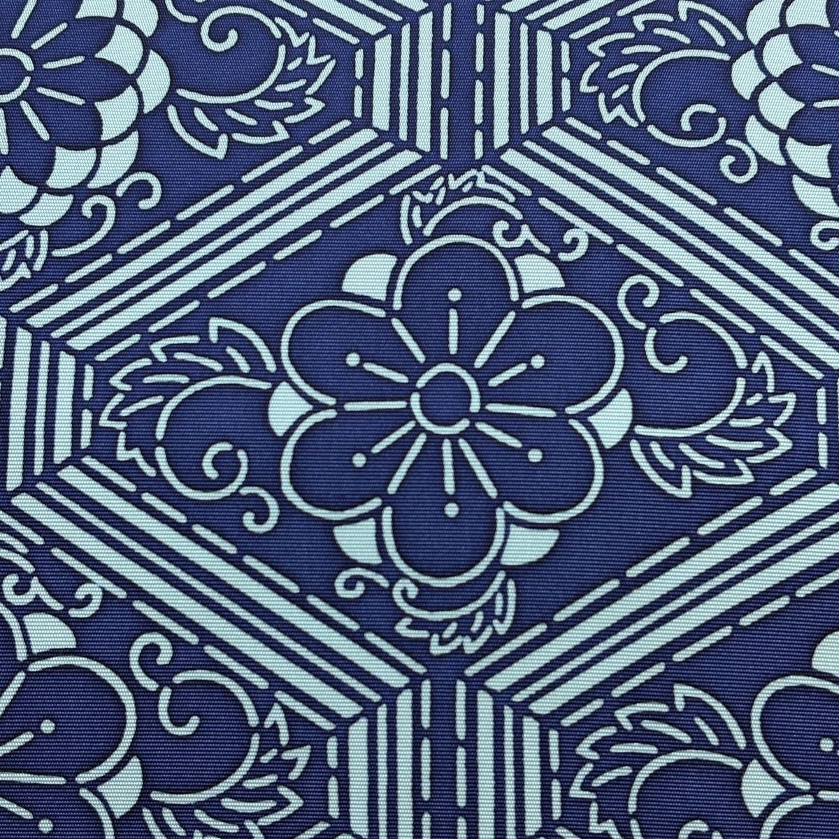 名古屋帯　花唐草　正絹 美品】 名古屋帯 秀品 花唐草 藍色 正絹 【中古】 - メルカリ