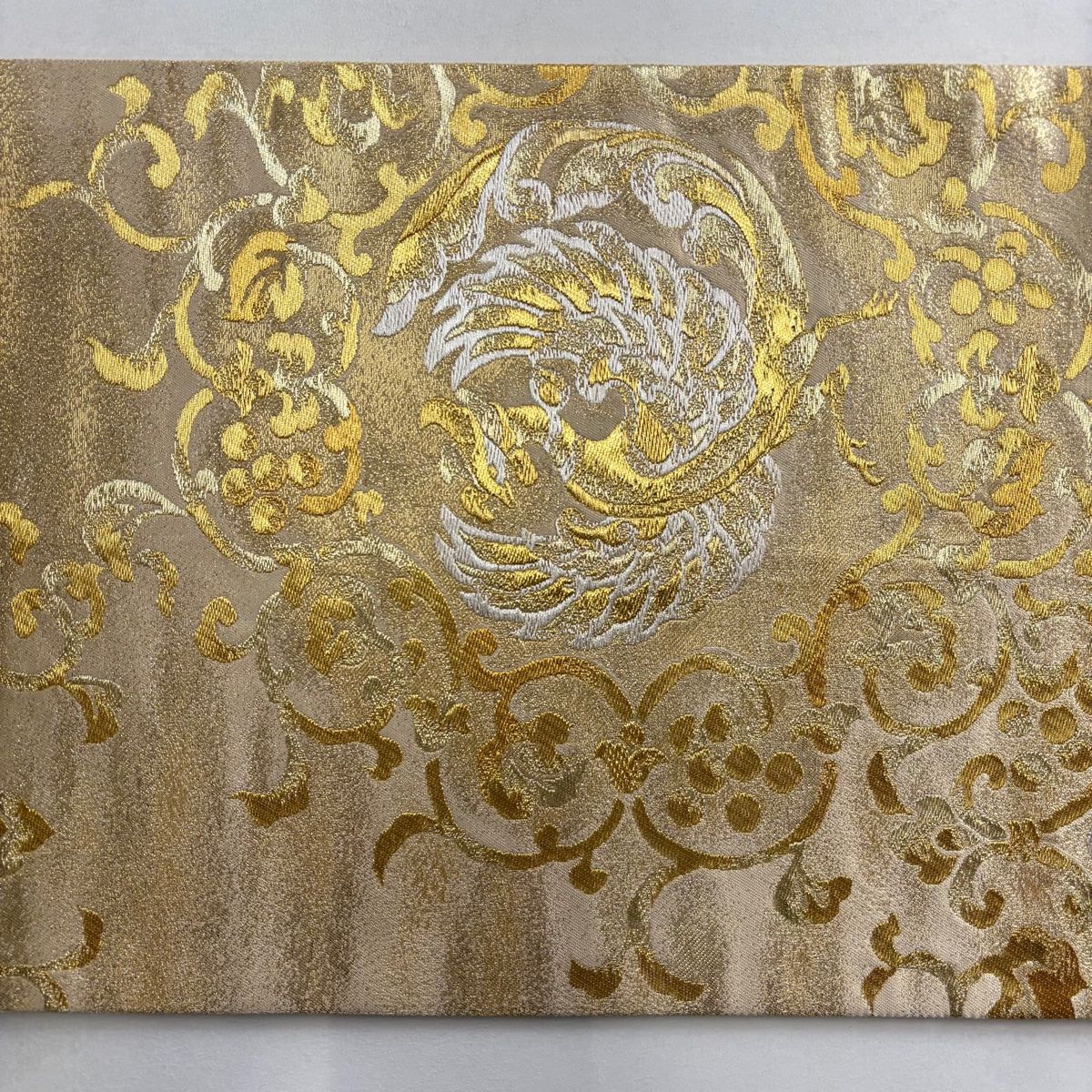 美品】 袋帯 秀品 鳳凰 花唐草 金糸 箔 金色 六通 正絹 【中古