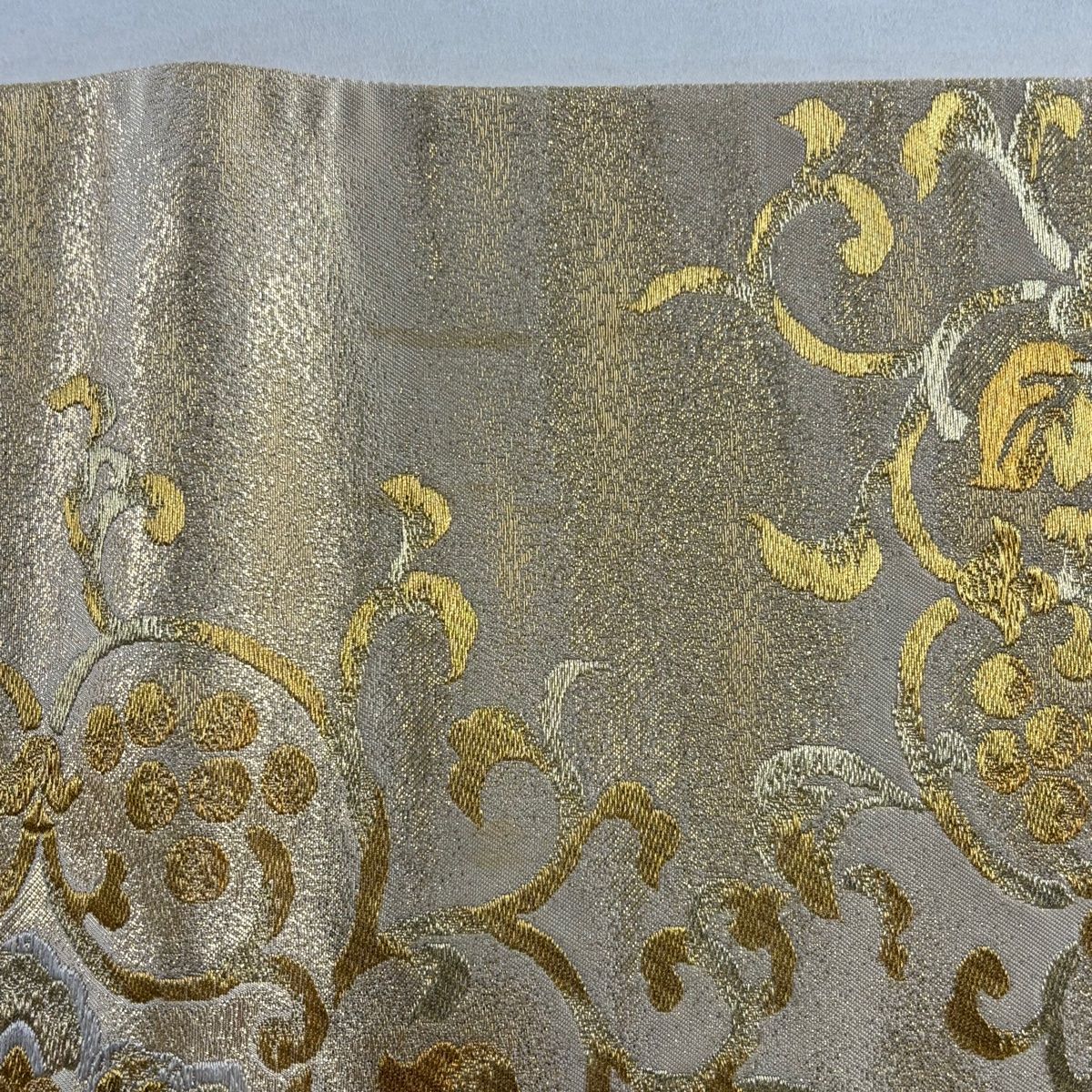 袋帯 本袋 六通 純金箔 24K 鳳凰 花 幾何学 上質 美品】 袋帯 秀品 鳳凰 花唐草 金糸 箔 金色 六通 正絹 【中古