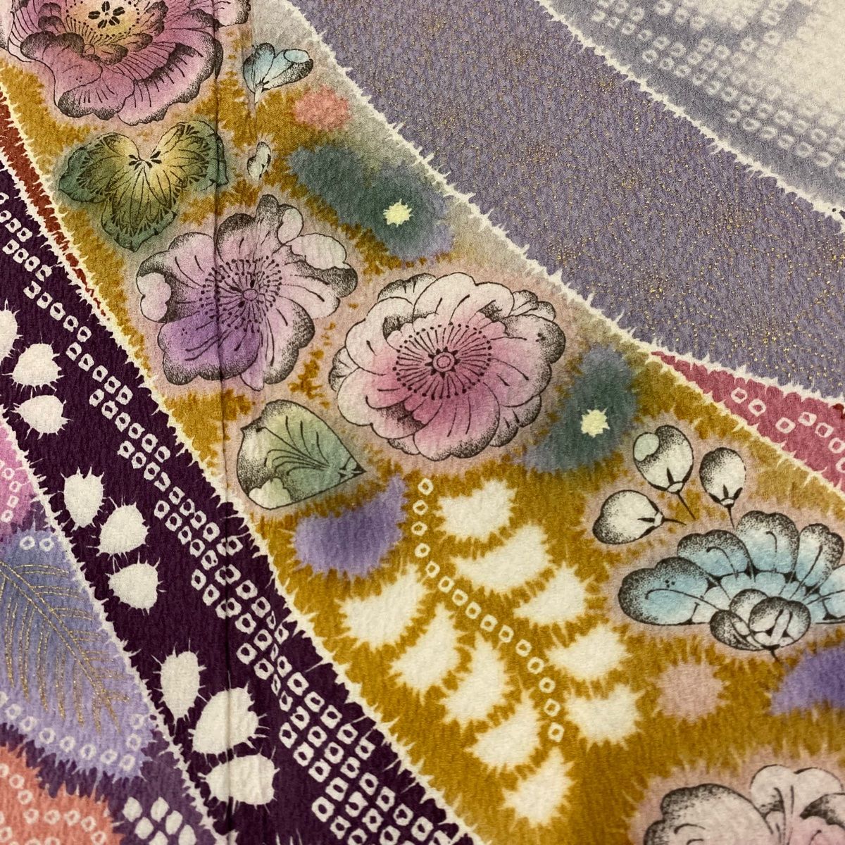  振袖 身丈164 5 cm 裄丈68 L 袷 熨斗 辻が花柄 金彩 染め分け 黒 正絹 振袖 着物