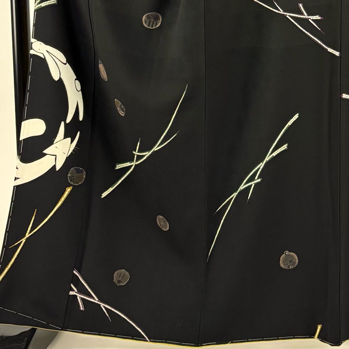 付下げ 身丈163 cm 裄丈69 L 袷 落款 うさぎ 狐 黒 正絹