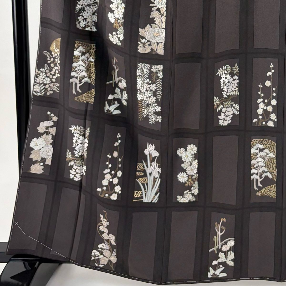 訪問着 身丈162 cm 裄丈64 M 袷 落款 松梅 鶴 金糸 刺繍 焦茶色 正絹 一つ紋