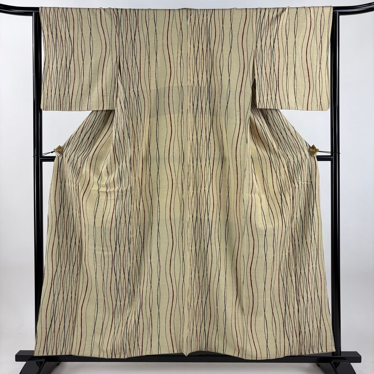 小紋 身丈156 5 cm 裄丈63 S 袷 吉兵衛 紬地 落款 よろけ縞 ベージュ 正絹