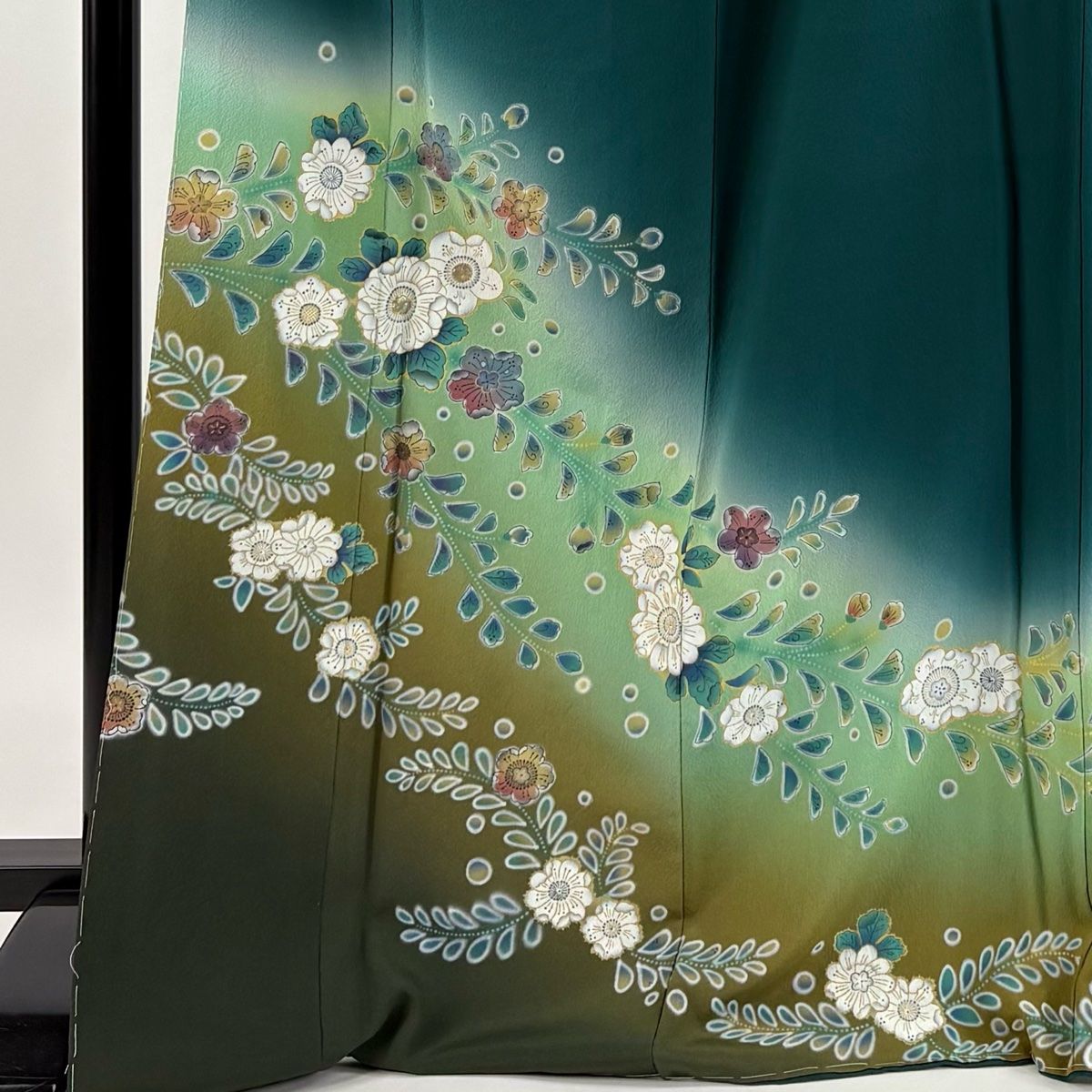 訪問着 身丈171 5 cm 裄丈68 L 袷 藤本隆士 落款 草花 螺鈿 金彩 緑 正絹