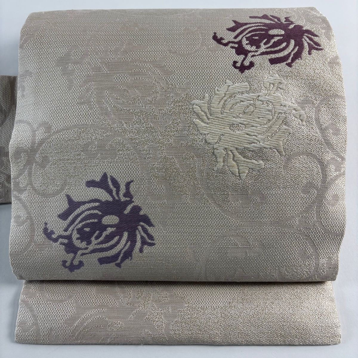 名古屋帯 黄金ムカデ蚕 花唐草 ベージュ 正絹