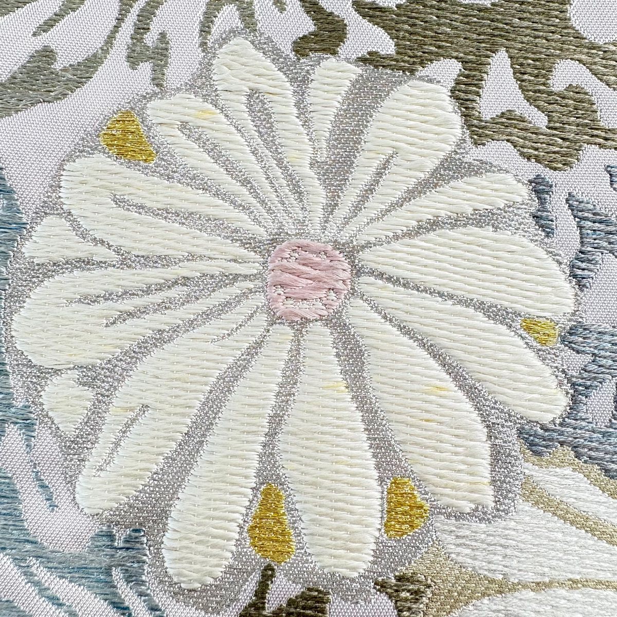 袋帯 菊 薄ピンク お太鼓柄 正絹