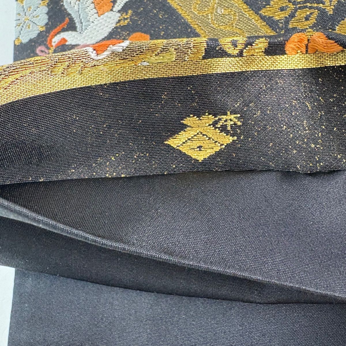 袋帯 美品 秀品 華文 花唐草 金糸 箔 黒 六通 正絹 【中古】 袋帯 美品 