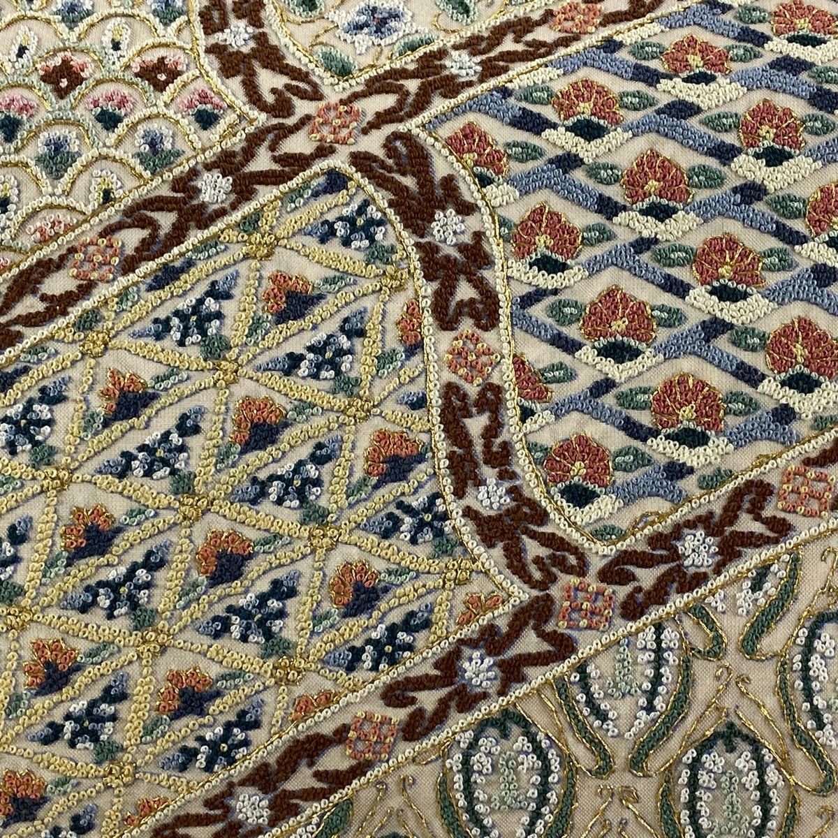 袋帯 草花 波 相良刺繍 金糸 ベージュ 全通 正絹