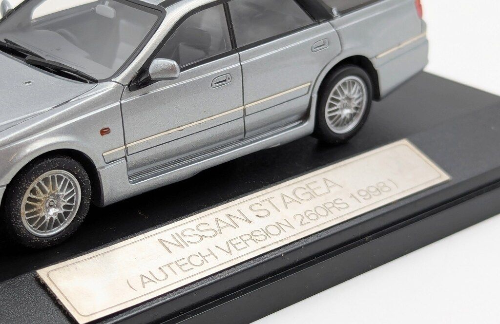 インターアライド 1/43Hi-Story NISSAN STAGEA AUTECH VERSION 260RS