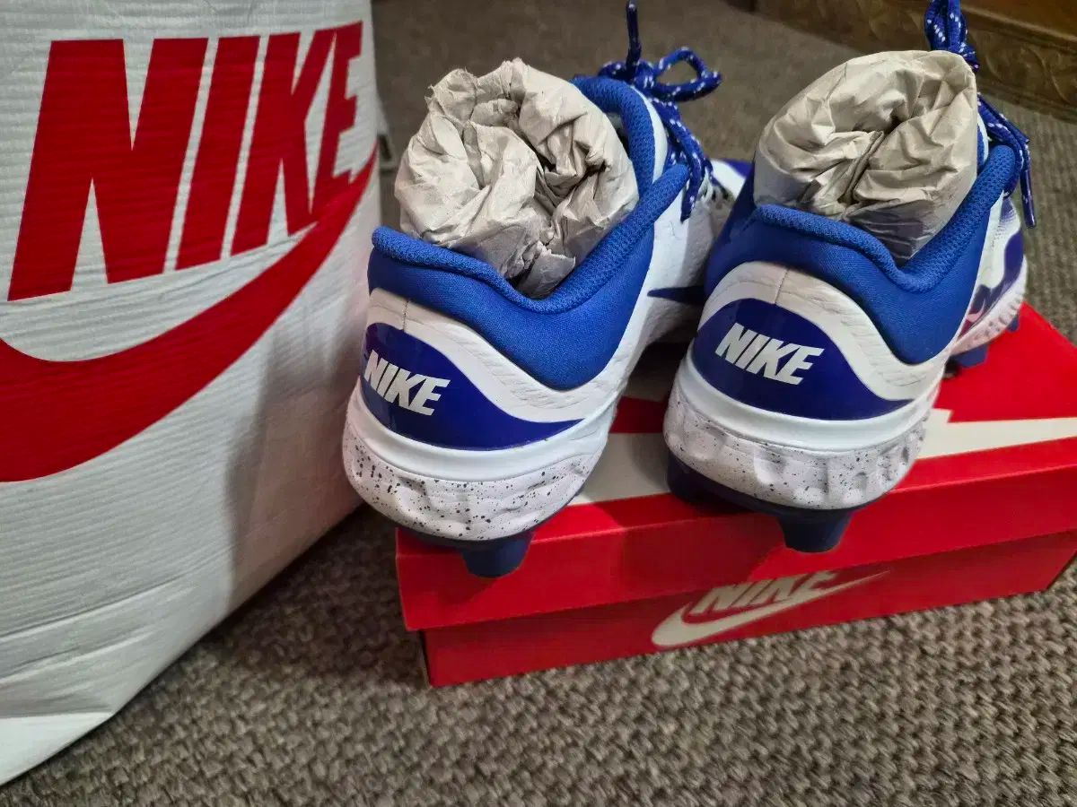 ナイキ アルファ ハラチ エリート 27 野球 スパイク 靴 シューズ 白 青