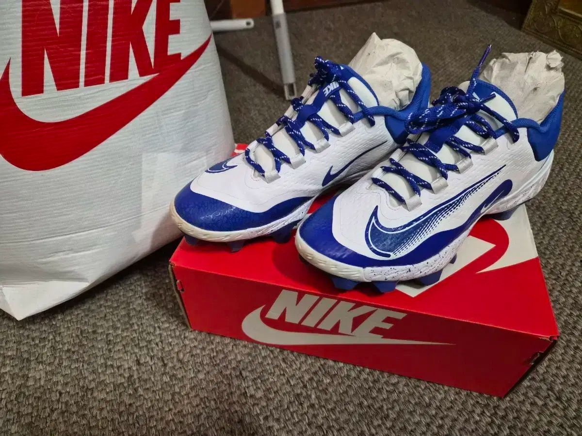 ナイキ POINT アルファ ハラチ エリート