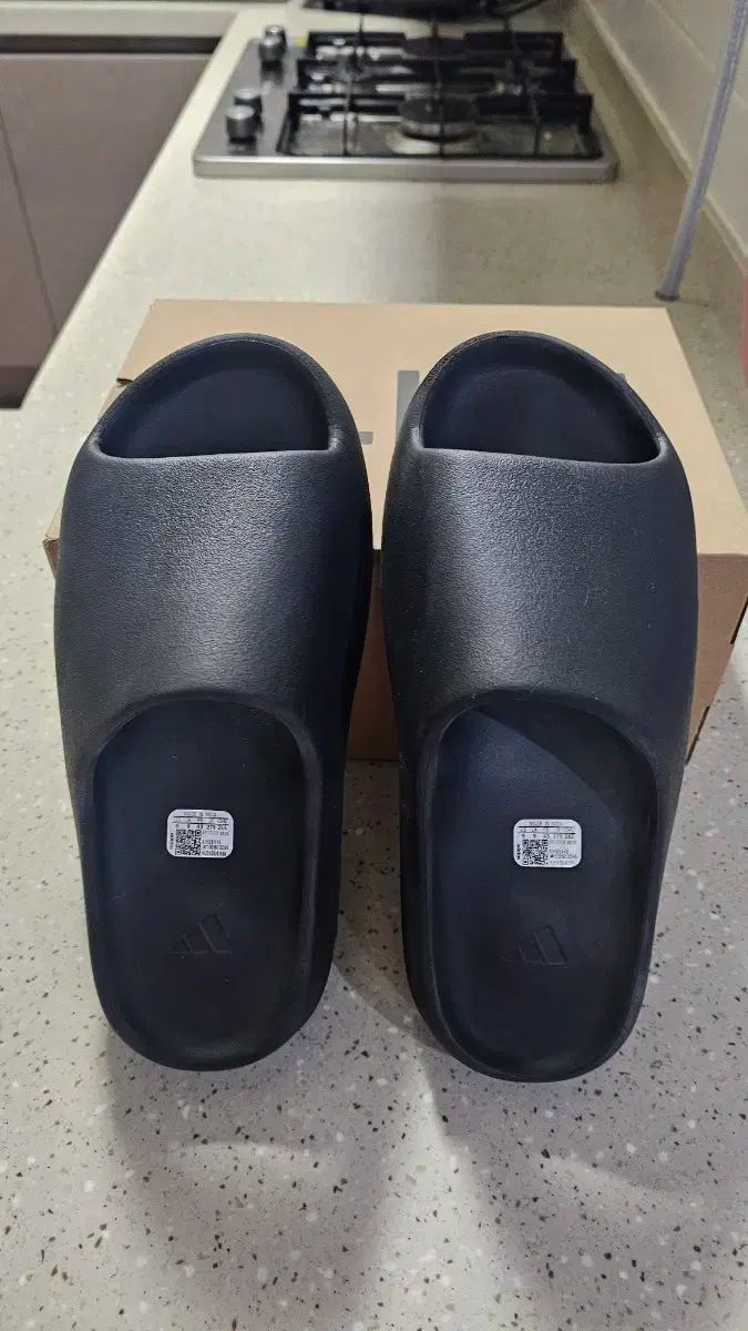 イージー スライド オニキス 275 YEEZY Slide 