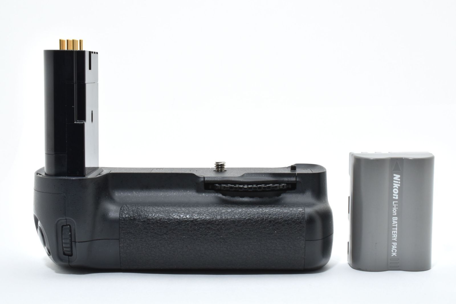 ☆極上品☆ニコン Nikon マルチパワーバッテリーパック MB-D200☆ LL0