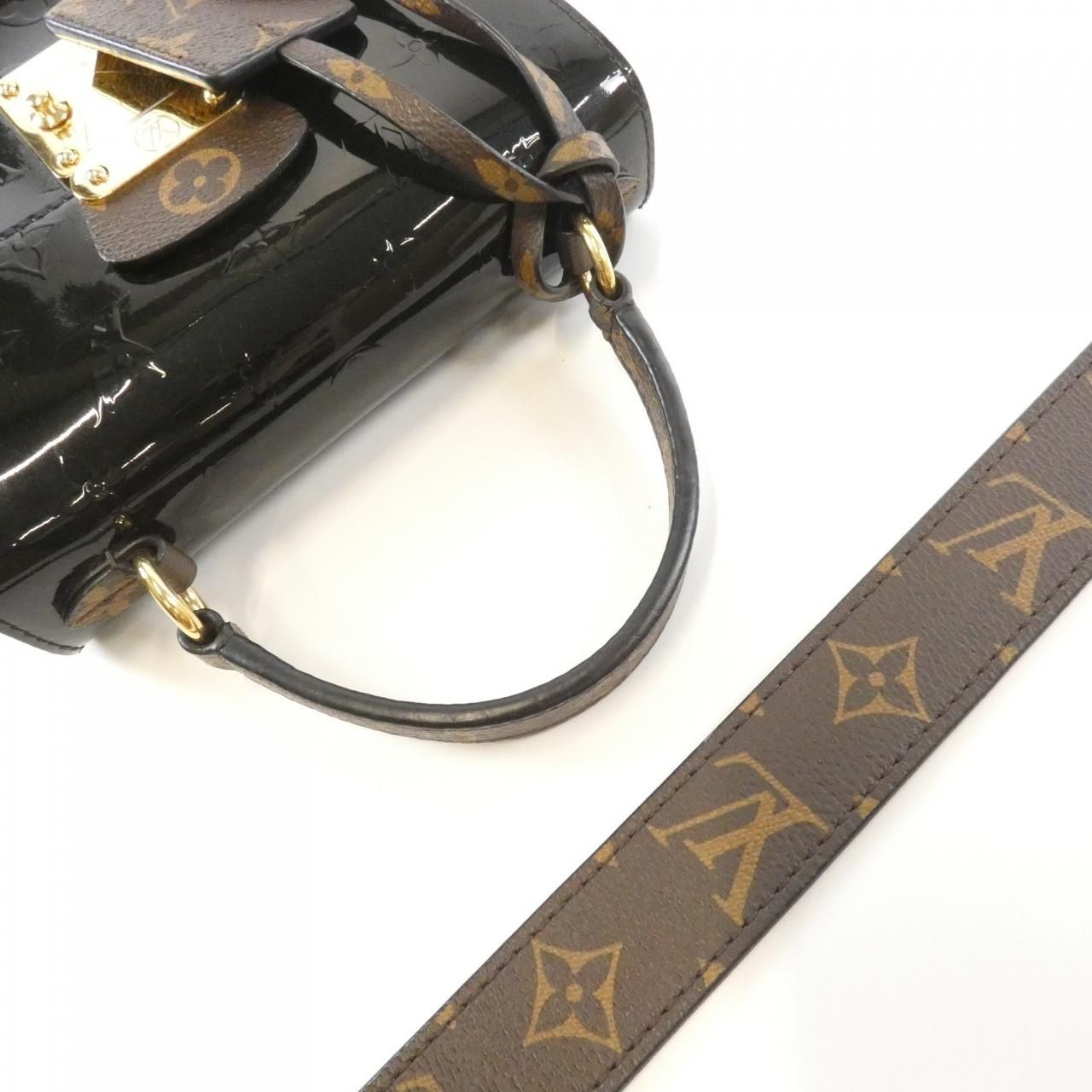 ルイヴィトン モノグラム ヴェルニ ミロワール スプリング ストリート