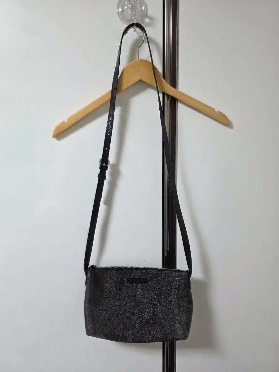 エトロ ベイズリー ミニ クロスバック