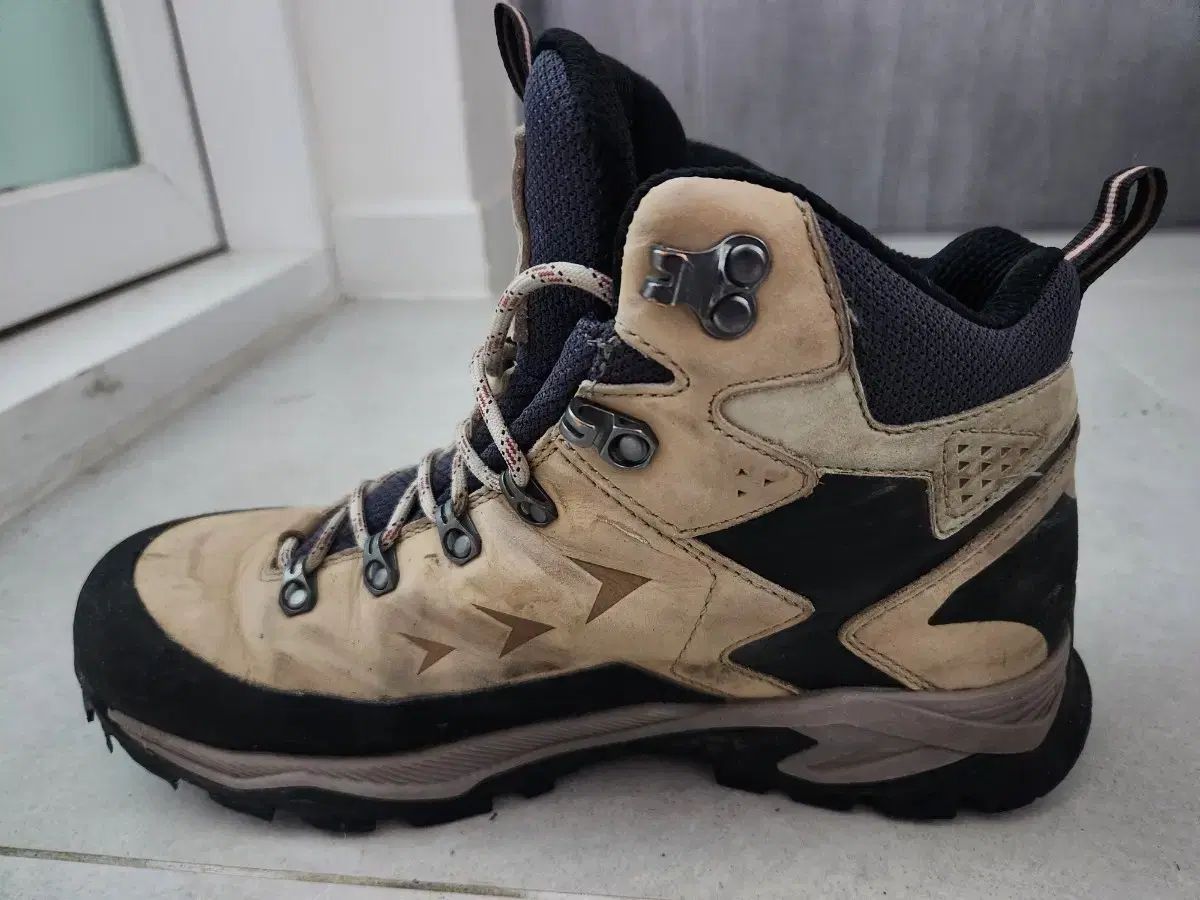 登山靴