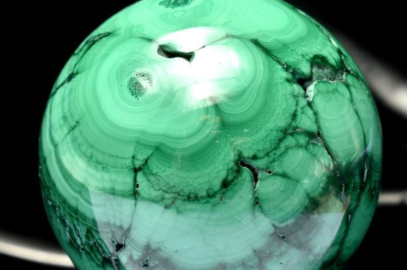 【一点物】大きめ マラカイト 孔雀石　スフィア 丸玉 ✩.*˚天然石×インテリア 一点物】大きめ マラカイト 孔雀石スフィア 丸玉 ✩.*˚天然石×インテリア