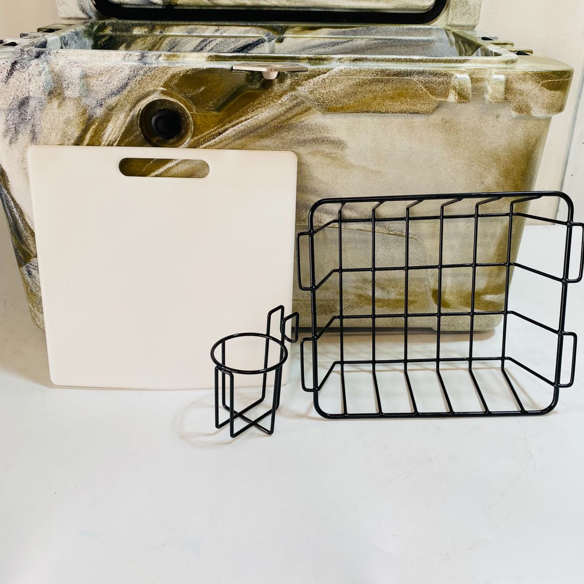 アウトドア ICELAND COOLER 45QT デザート カモフラージュ クーラー