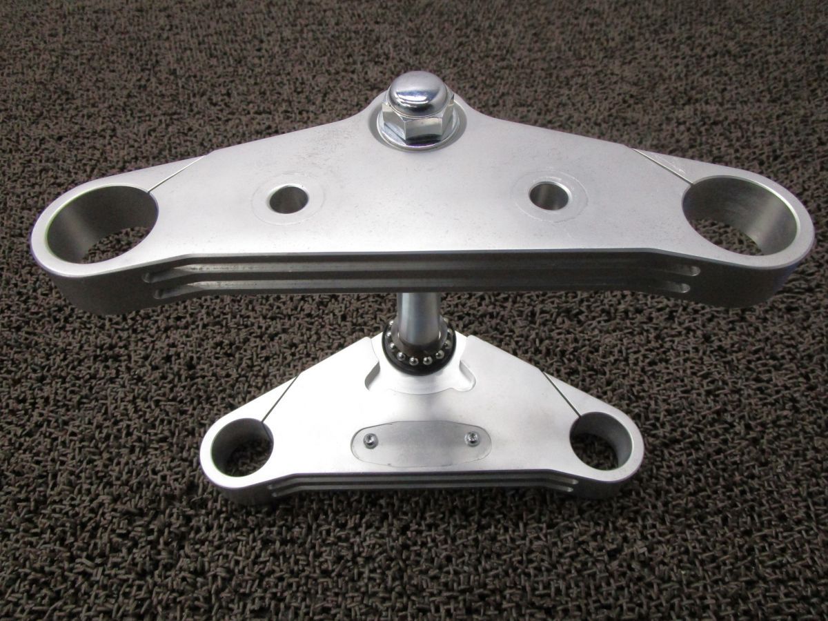 ドラッグスター400 社外 トリプルツリー A 8455 4 TR カスタム素材に ヤマハ 26 M DragStar キャブ車